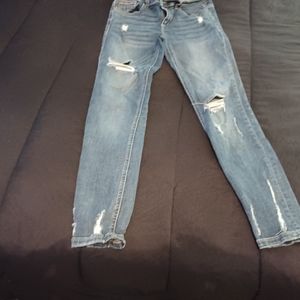 Sneak peek distressed cropped jeans